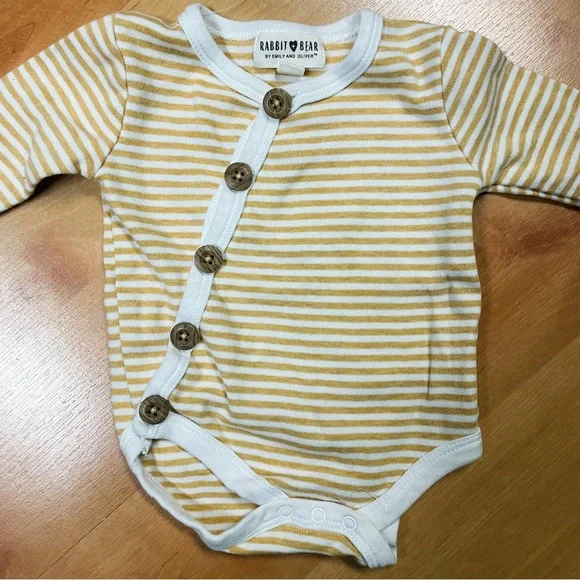 Rabbit & Bear Gold & White Striped 2-Piece Outfit Gender Neutral Baby Size 0-3M - Picture 4 of 8